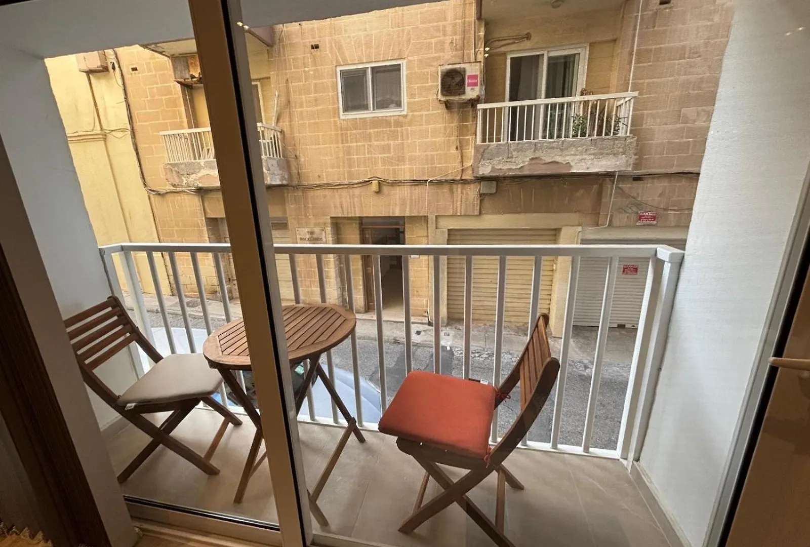 Sliema Maisonette In City Center Malta